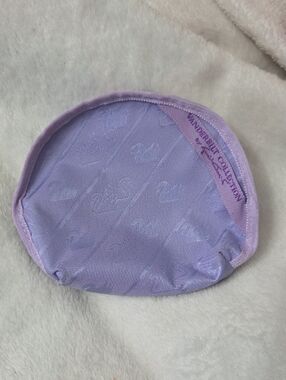 Gloria vanderbilt Swan cosmetic case nwot